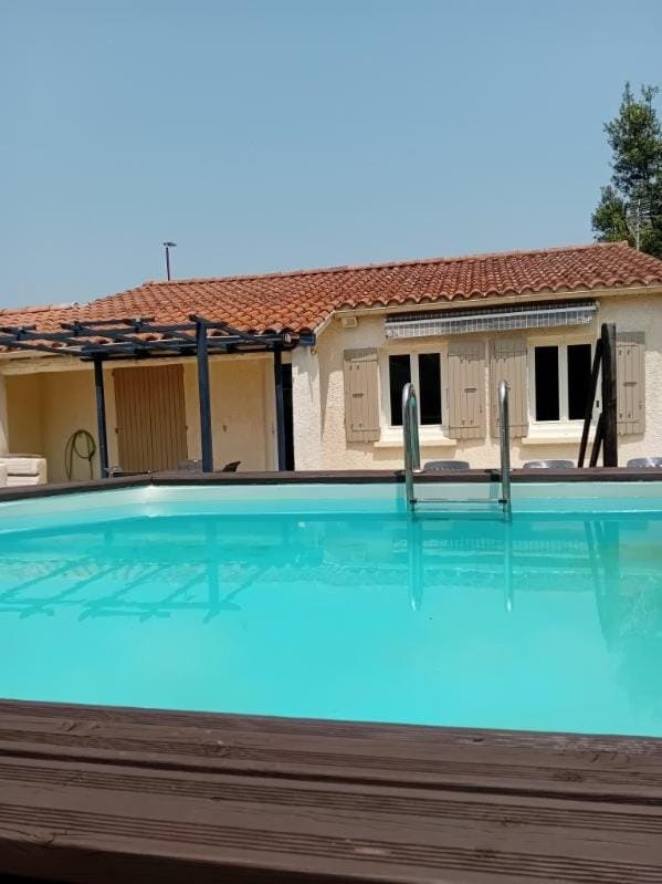 Provencal-style villa Villa in Avignon