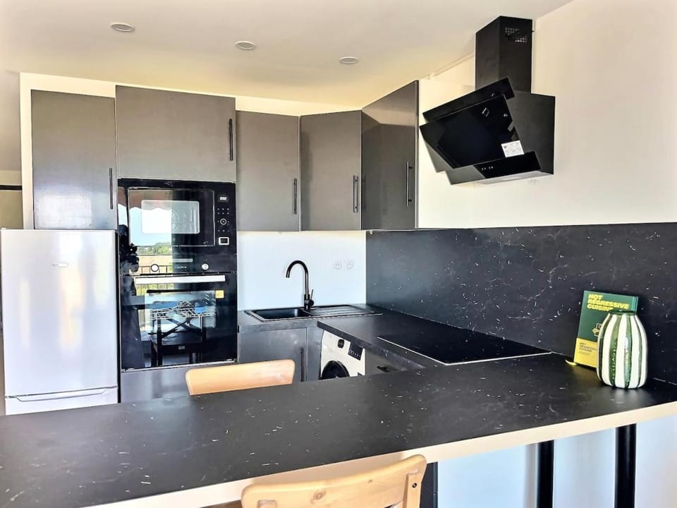 oven, pet friendly, stove