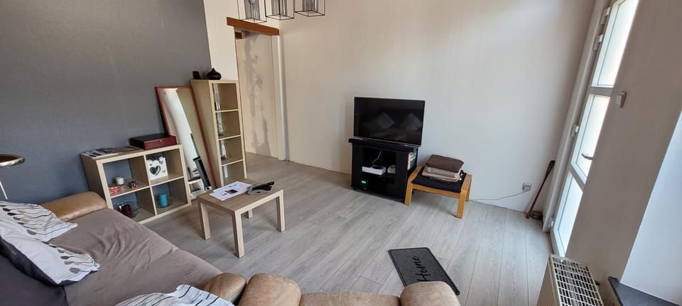 Communal lounge/ TV room, TV and multimedia, Living room, Seating area
