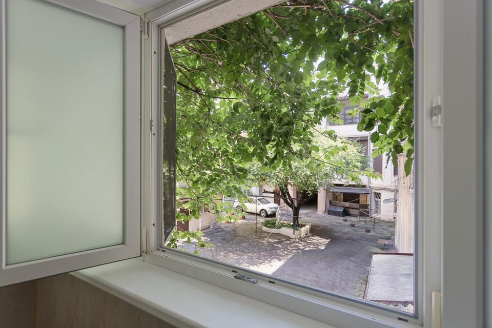 Balcony/Terrace, Inner courtyard view