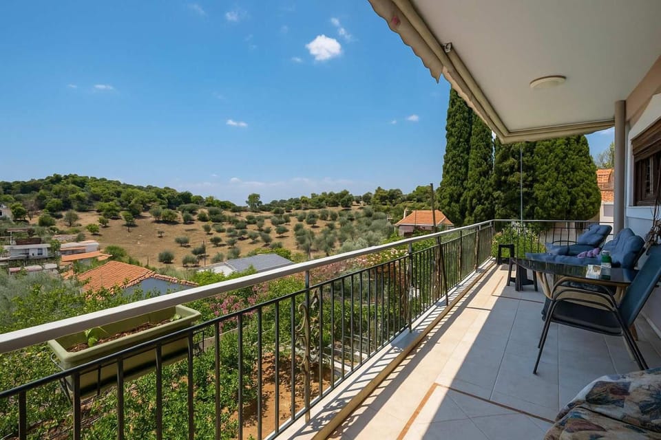 Day, Natural landscape, View (from property/room), Balcony/Terrace, Mountain view