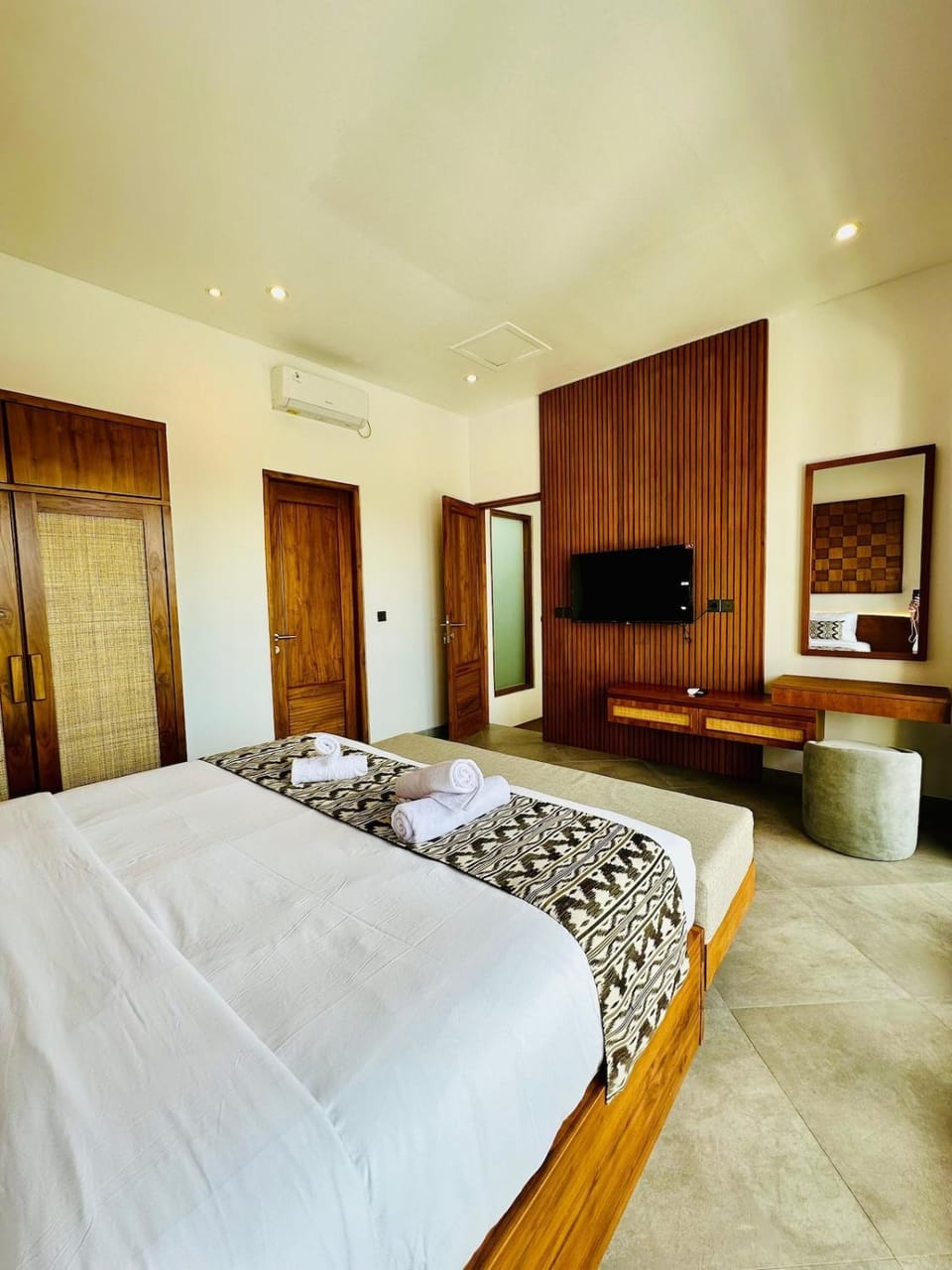 Casa Gabriel, New Villa North Canggu Perenenan Villa in North Kuta