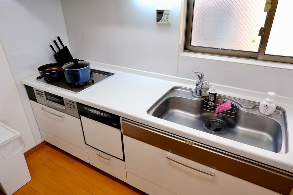 Modern 100m2 Villa Near Higashi Shinjuku Villa in Shinjuku
