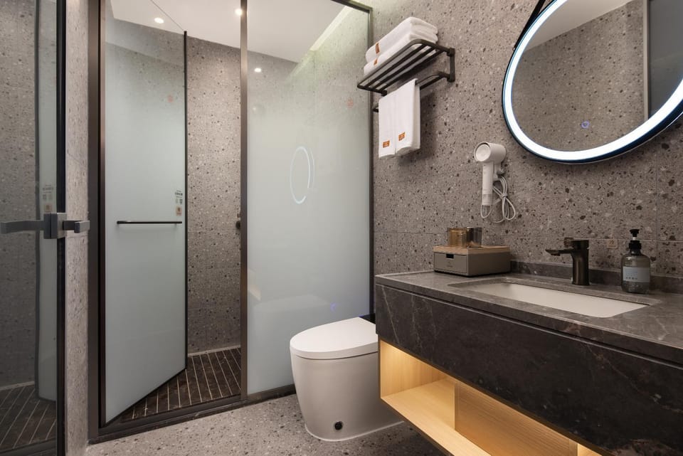 Shower, Bathroom