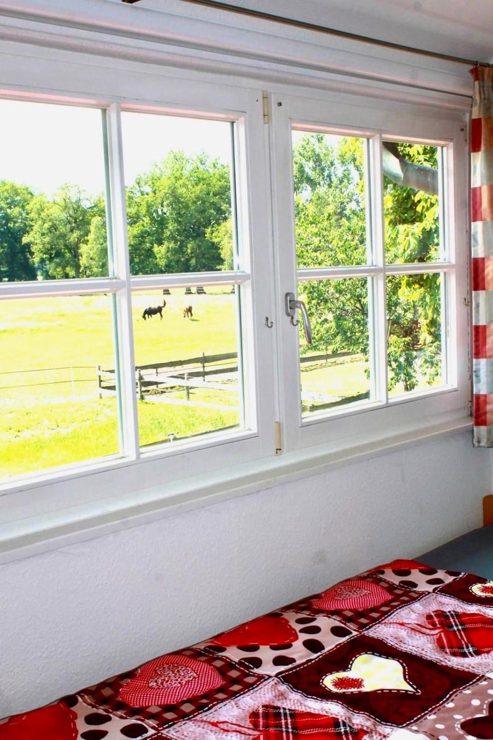 Bedroom, Garden view