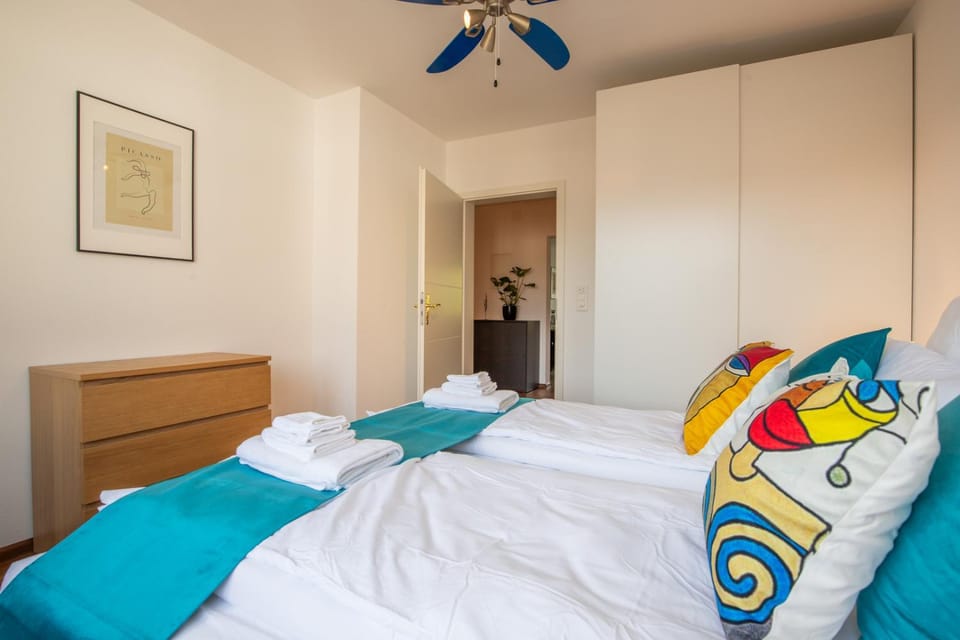 Special CUATRO PICASSO Apartment Basel, Bahnhof Grossbasel 10-STAR Apartment in Basel