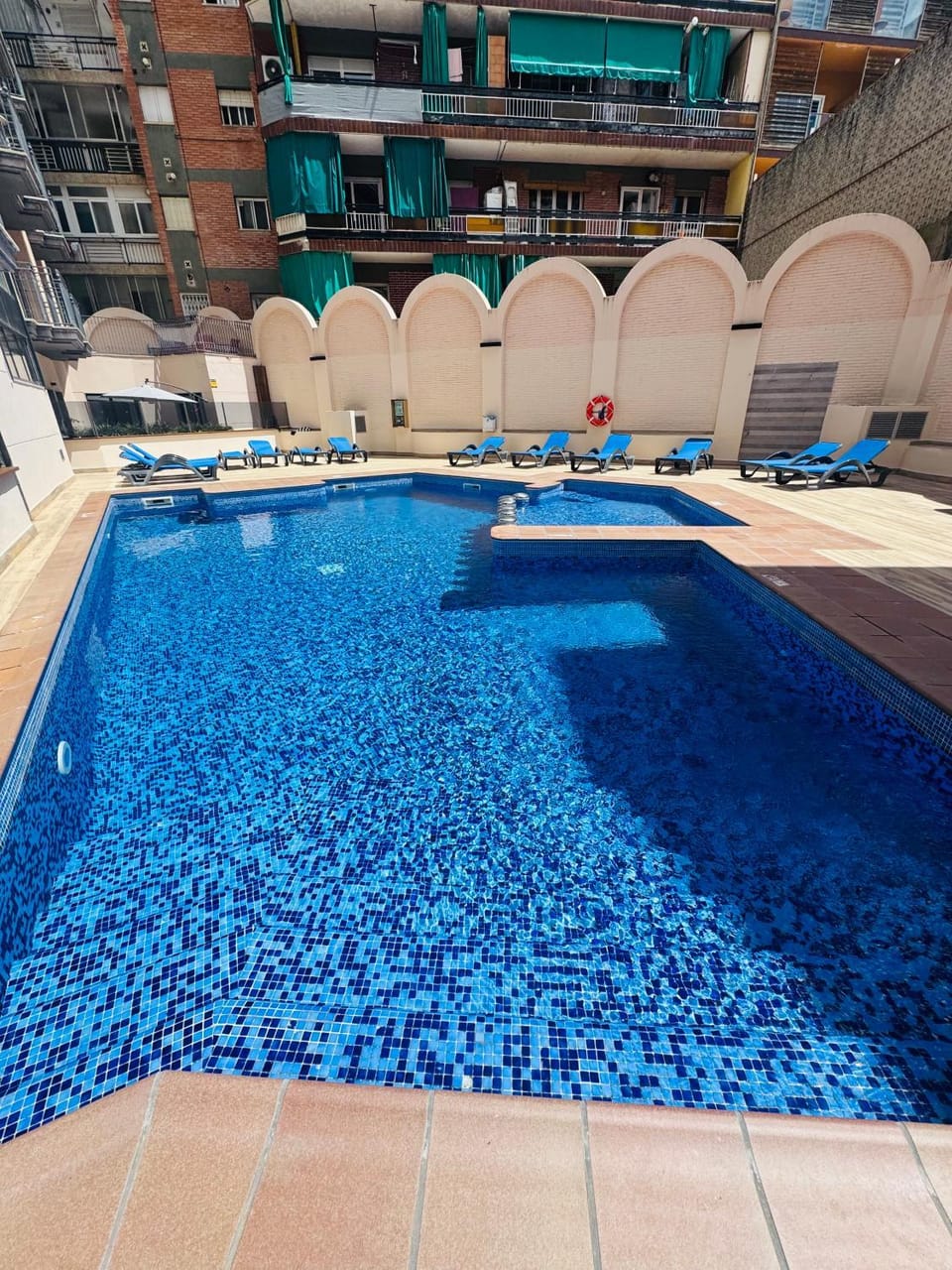 Piso de SIMBA cerca de playa, con piscina y varias terrazas Apartment in Lloret de Mar