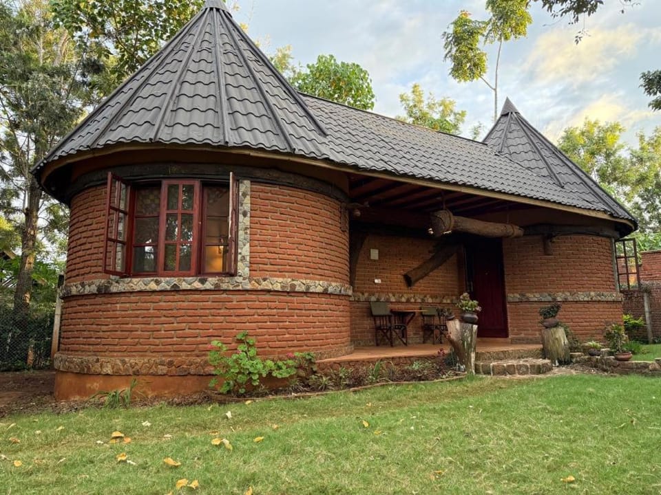 Property building, Garden view