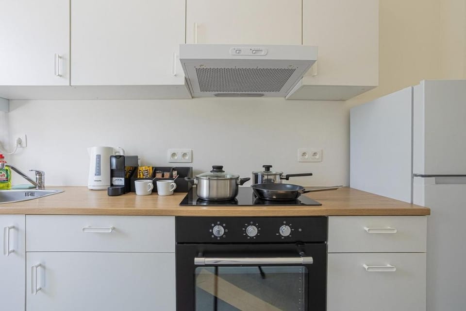 Chic Antwerp Stay 3BR Comfort Apartment in Antwerp