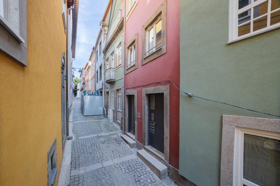 Property building, Street view