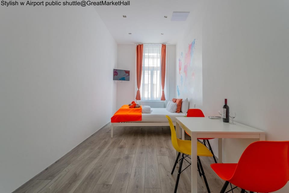 ColorPop Studios Apartment in Budapest