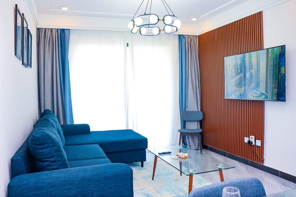 lovely two bedroom apartment with fully equipped gym, swimming pool, private parking space children play area and unbeatable city views Apartment in Nairobi