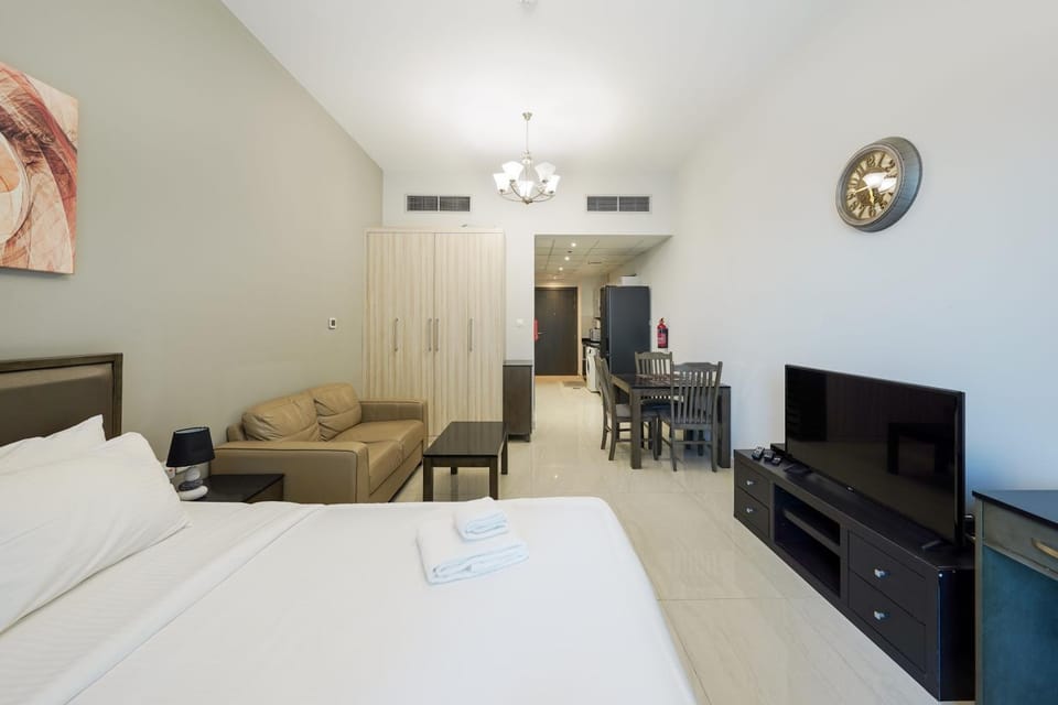 Elite Studio Retreat in Business Bay District House in Dubai