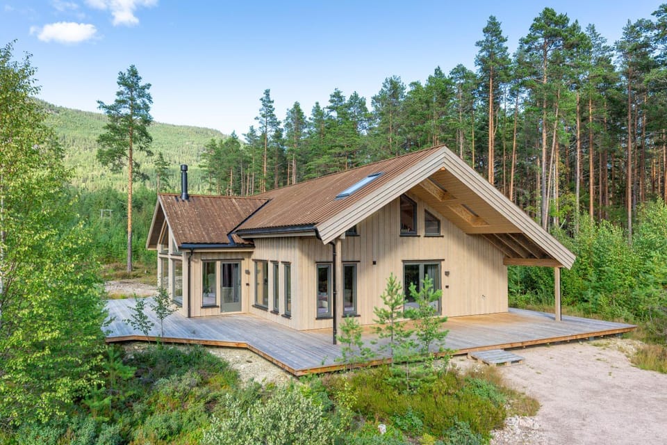 Property building, Natural landscape
