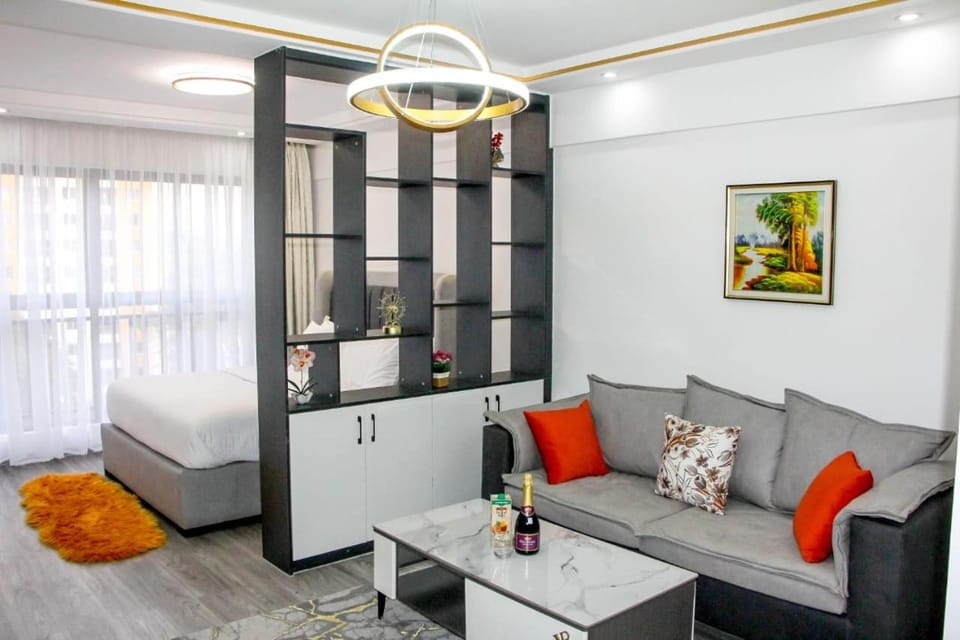 lovely fully furnished studio apartment in kilimani with unbeatable city views Apartment in Nairobi County