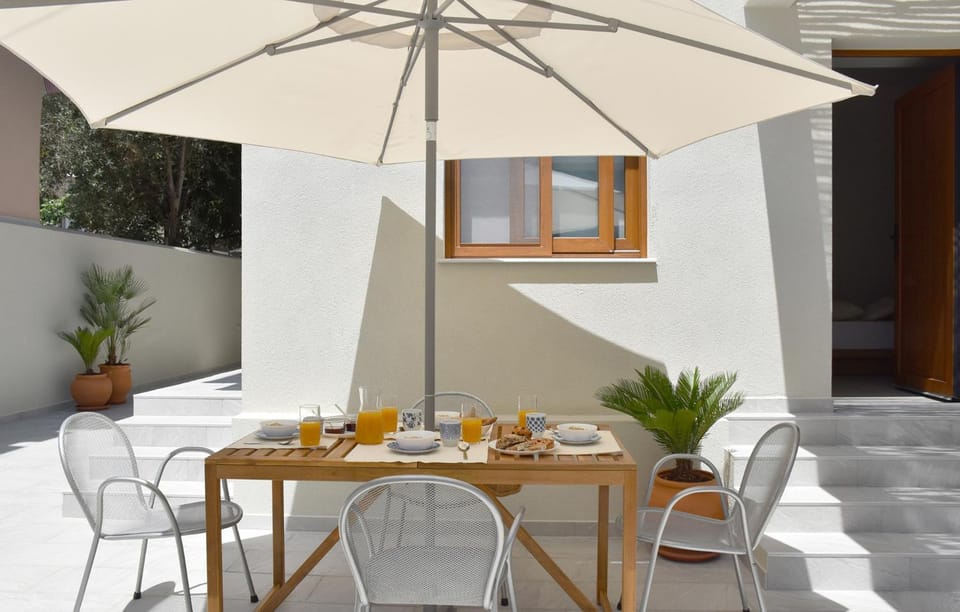 Patio, Day