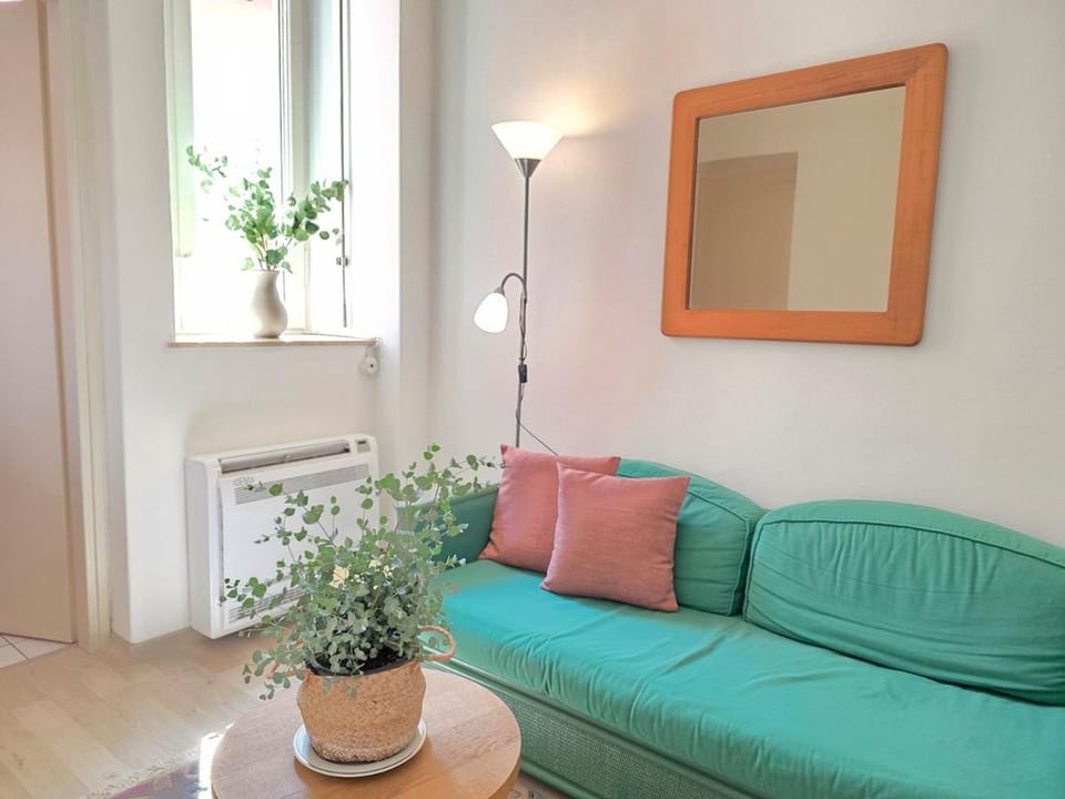 Palacinema Apartment - Locarno Old Town Apartment in Locarno