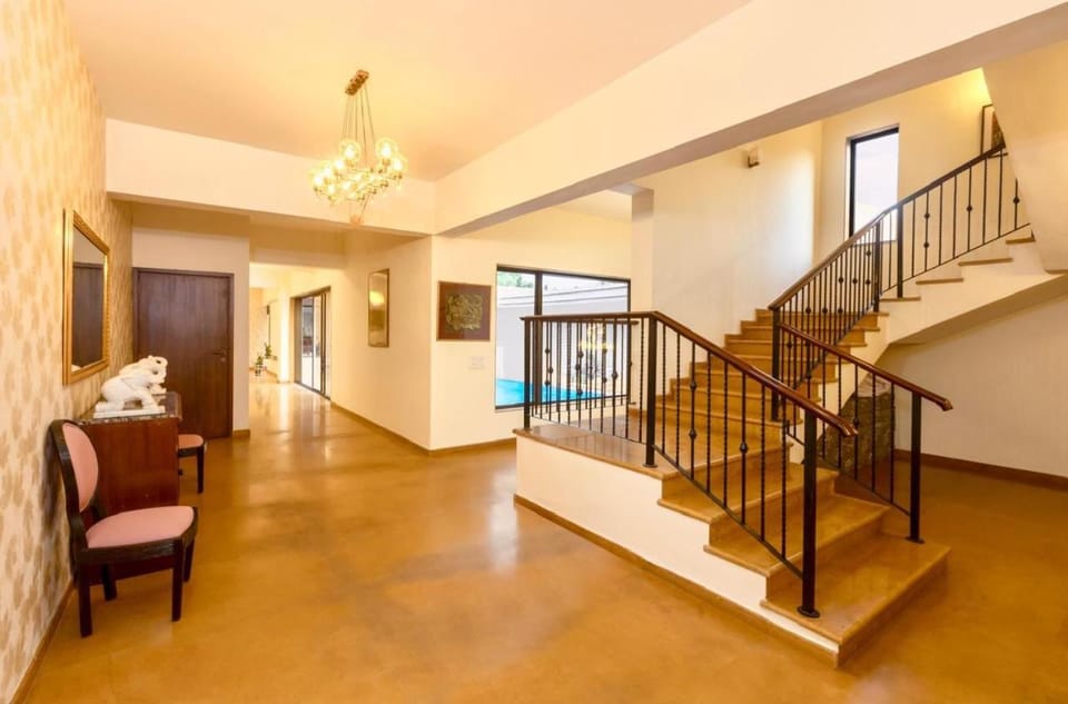 Royal bookings Villa in Lonavla
