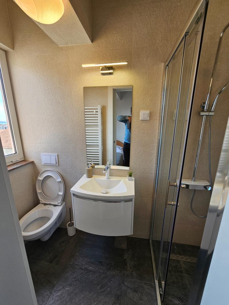 Guest House Mamut Bed and Breakfast in Šibenik-Knin County, Croatia