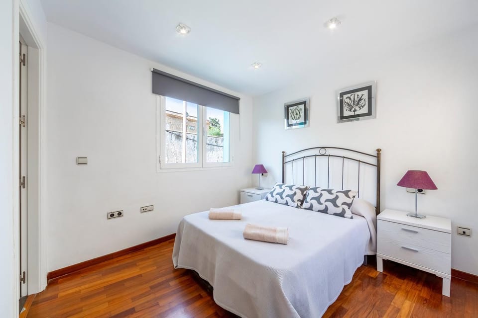 Living room, Bedroom