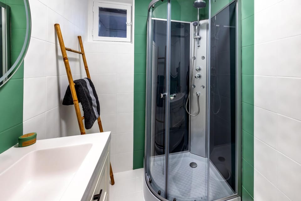 Appartement paisible au bord de l Isle avec parking Apartment in Nouvelle-Aquitaine
