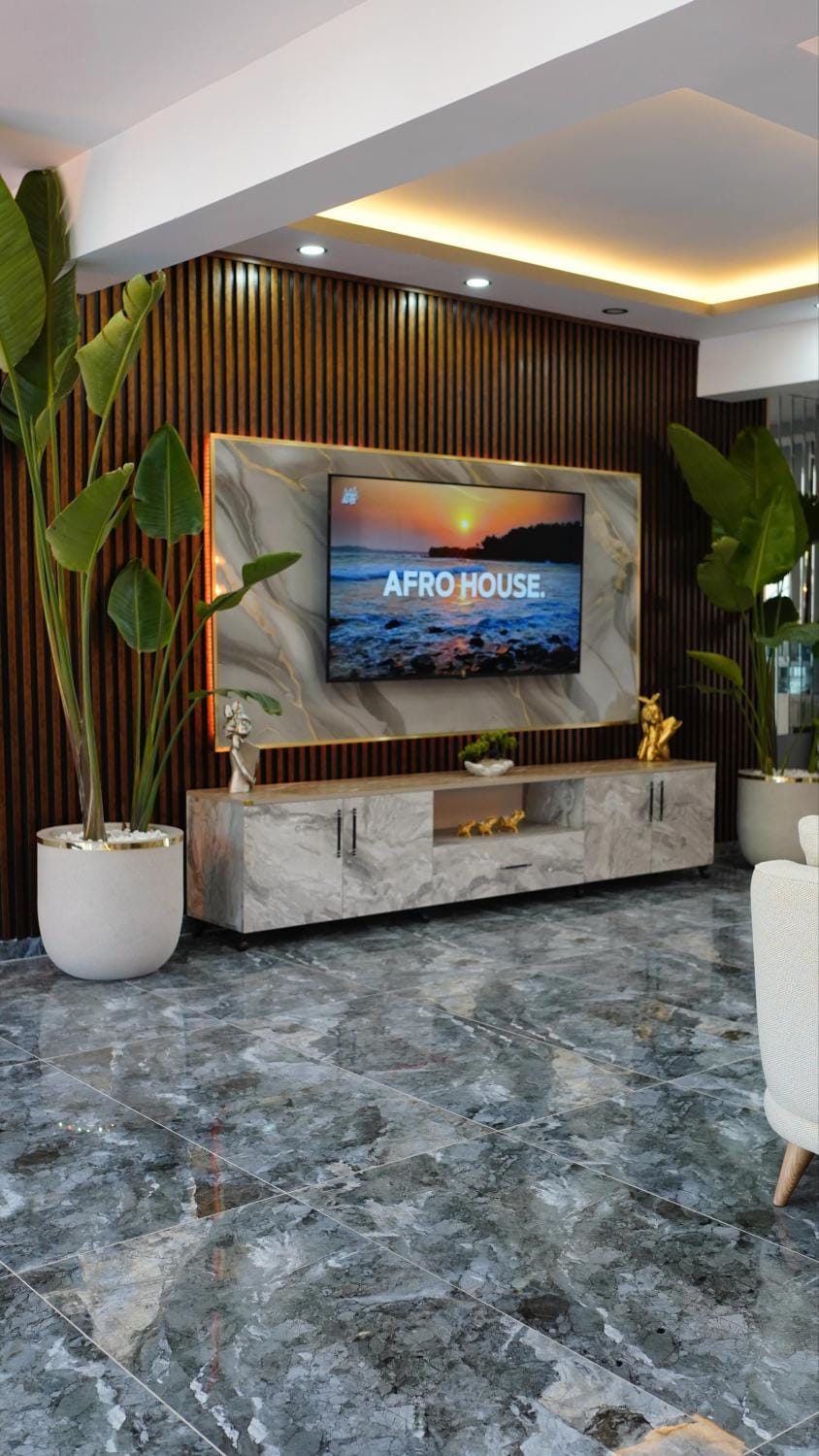 Communal lounge/ TV room, TV and multimedia, Lobby or reception, Seating area