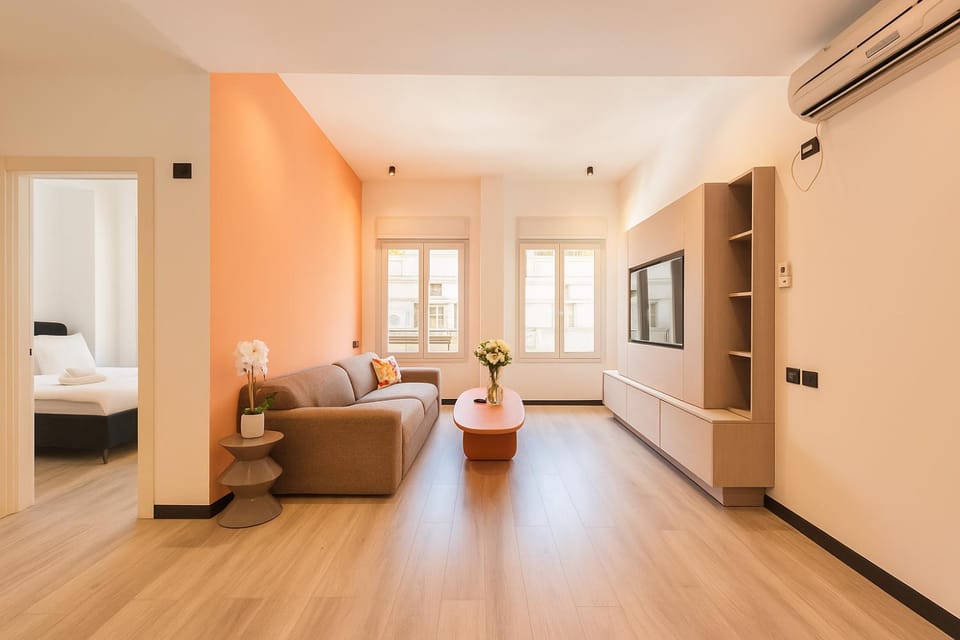 Brand New 1BR Rothschild Apt with Balcony Apartment in Tel Aviv-Yafo