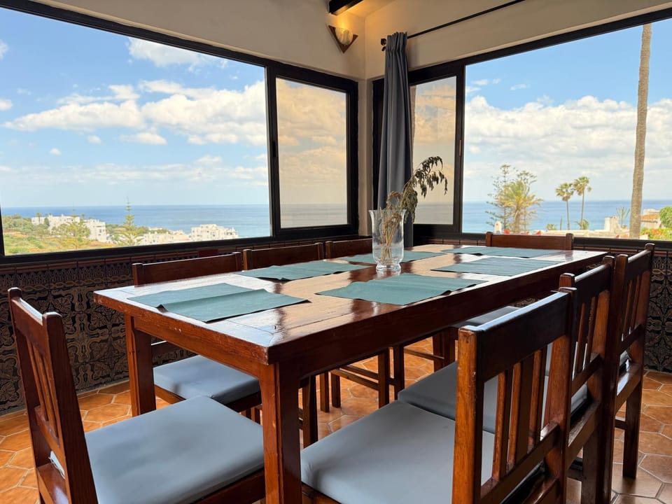 C2 Résidence CHATT Apartment in Tangier-Tétouan-Al Hoceima