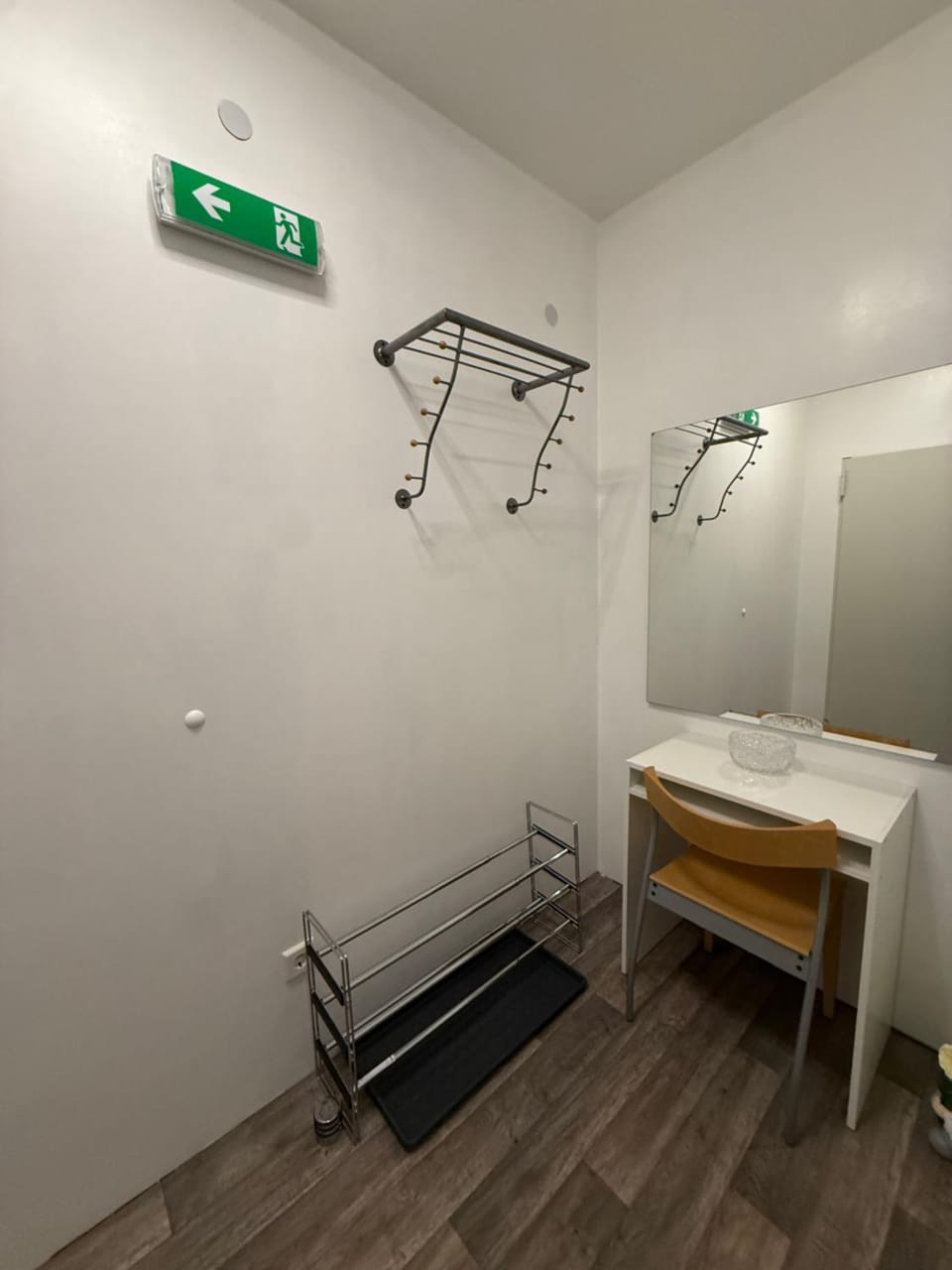 wardrobe