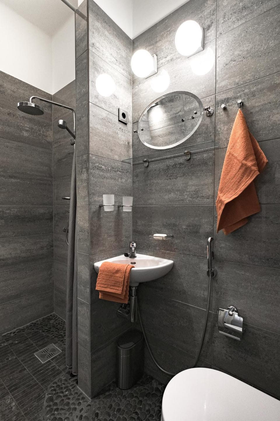 Shower, Bathroom, towels