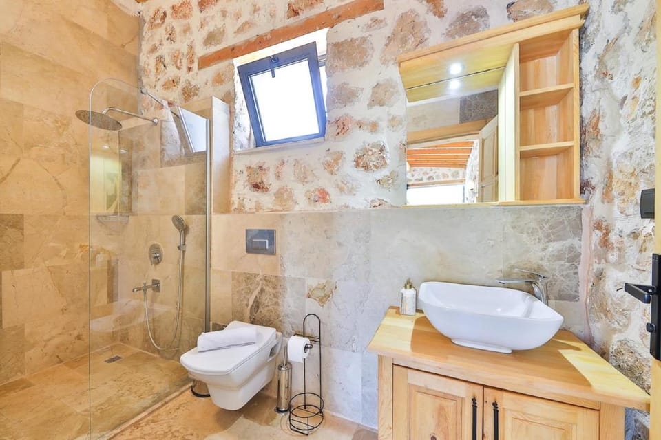 Romantic 1BR Pool Villa in Nature House in Antalya Province