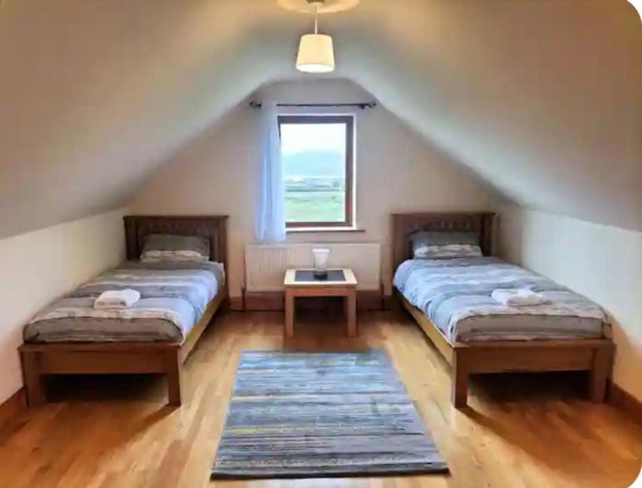 Lomonagh Lodge Portmagee Vacation rental in County Kerry