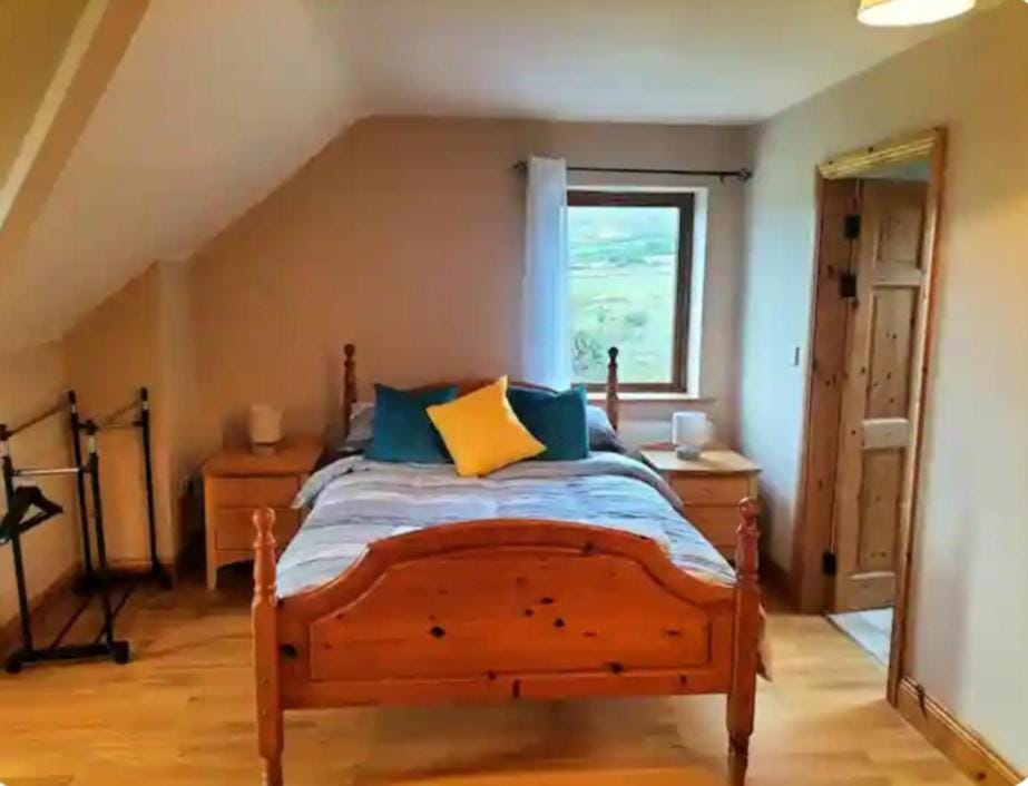 Lomonagh Lodge Portmagee Vacation rental in County Kerry