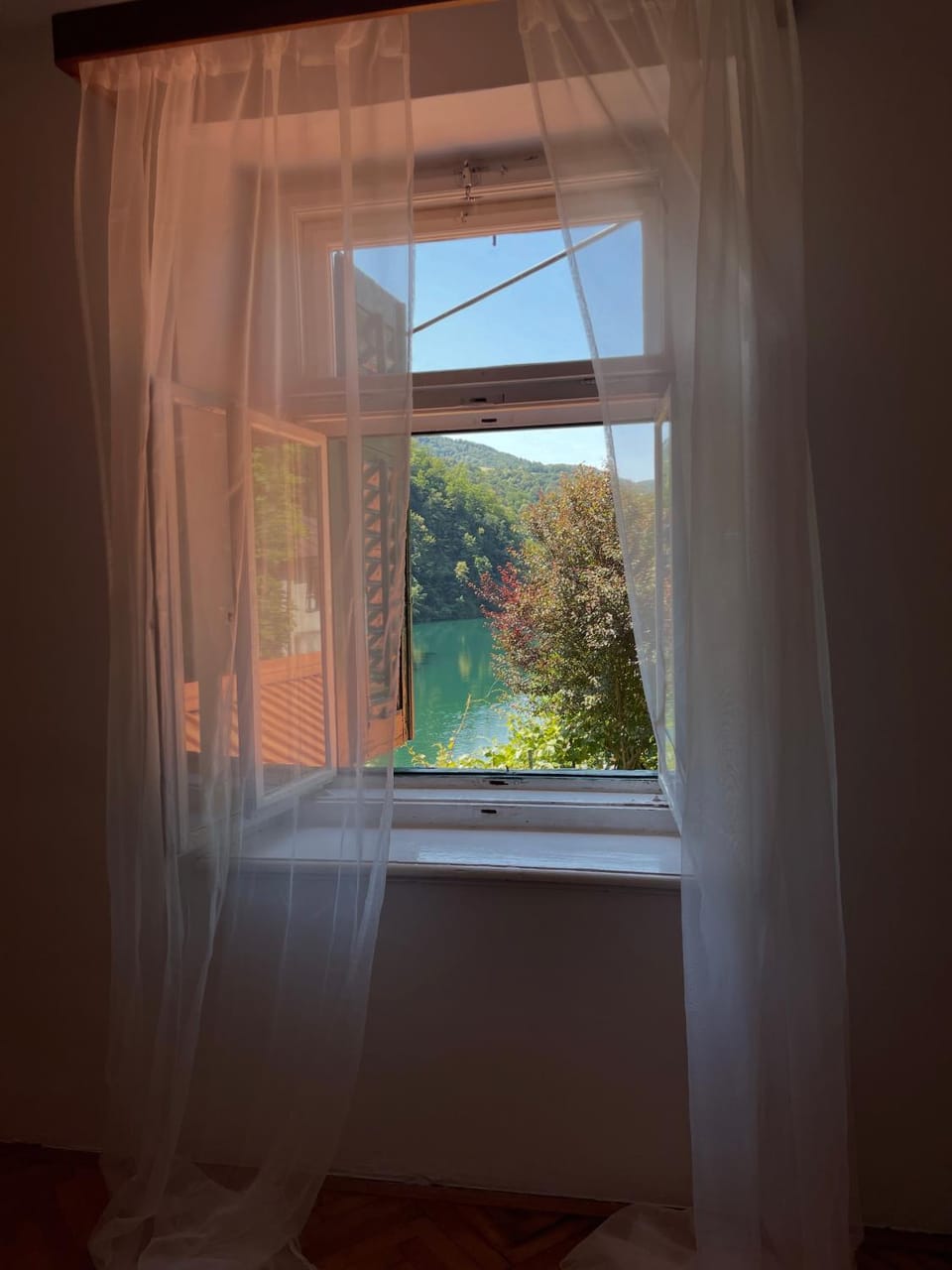 View (from property/room), Lake view