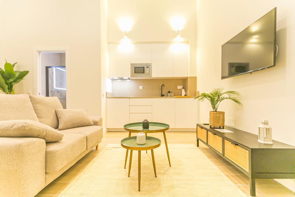 TV and multimedia, Kitchen or kitchenette, Living room
