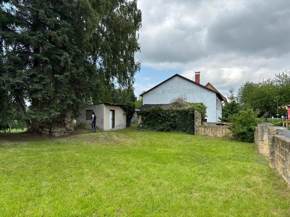 Property building, Natural landscape, Garden, Garden view