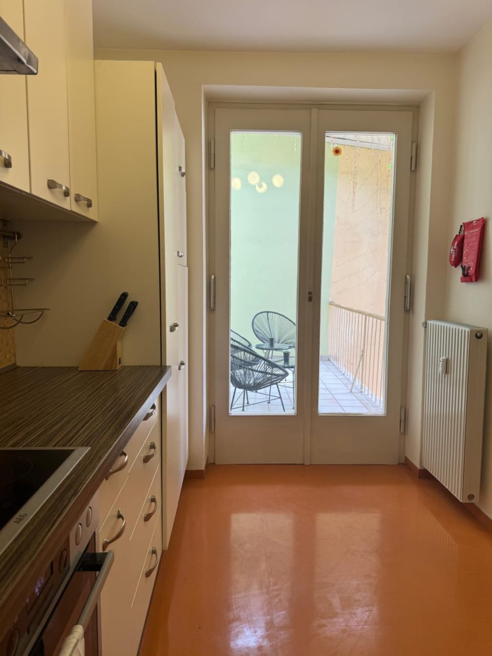 Balcony/Terrace, Kitchen or kitchenette, Dining area, oven, stove