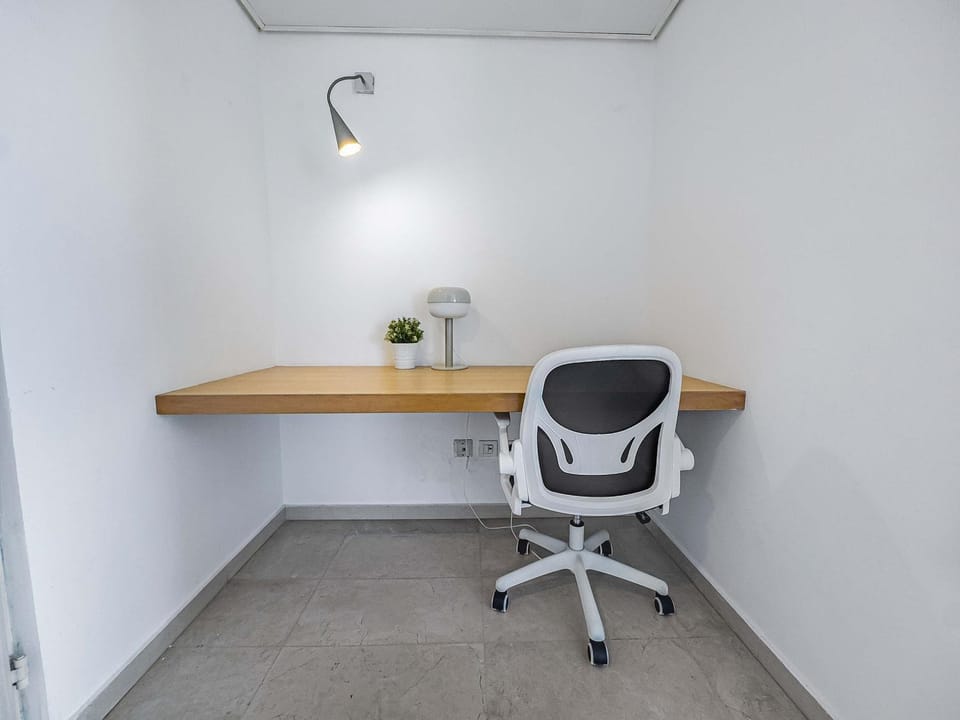 Shoreline Urban Suite Apartment in Herzliya