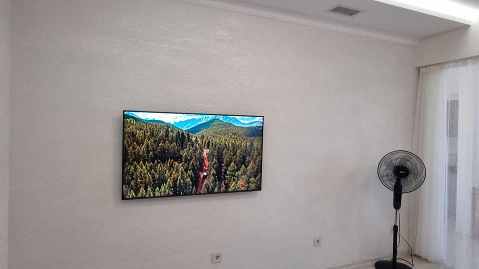 TV and multimedia, air conditioner