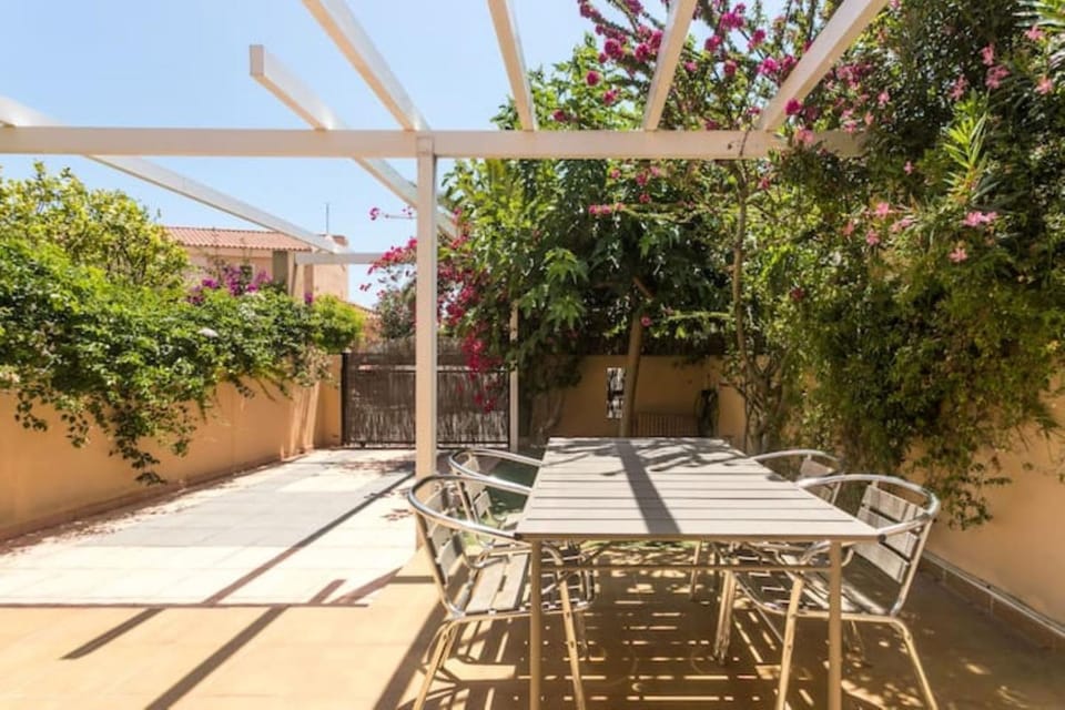 Patio, Balcony/Terrace