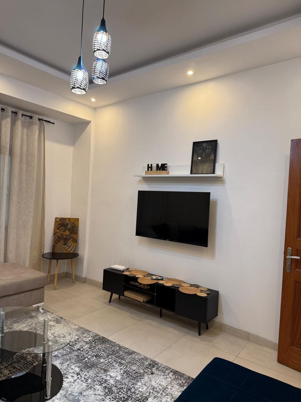 TV and multimedia, Living room, Seating area