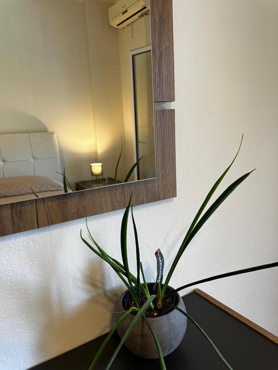 Decorative detail, Bedroom