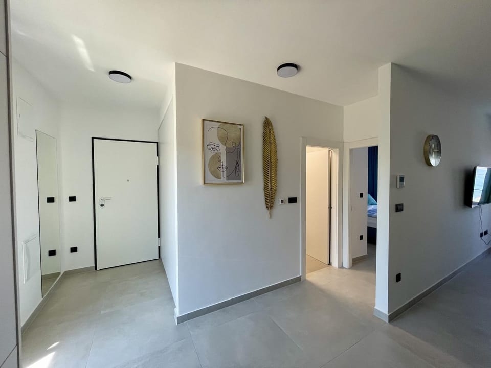 Sea Slatine I - Modern apartment with pool - 30 meters from the beach Apartment in Šibenik-Knin County, Croatia