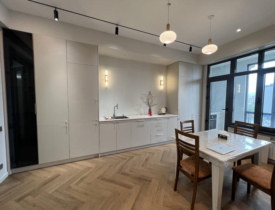3х комнатная квартира студия Медерова 117 Apartment in Almaty Region, Kazakhstan