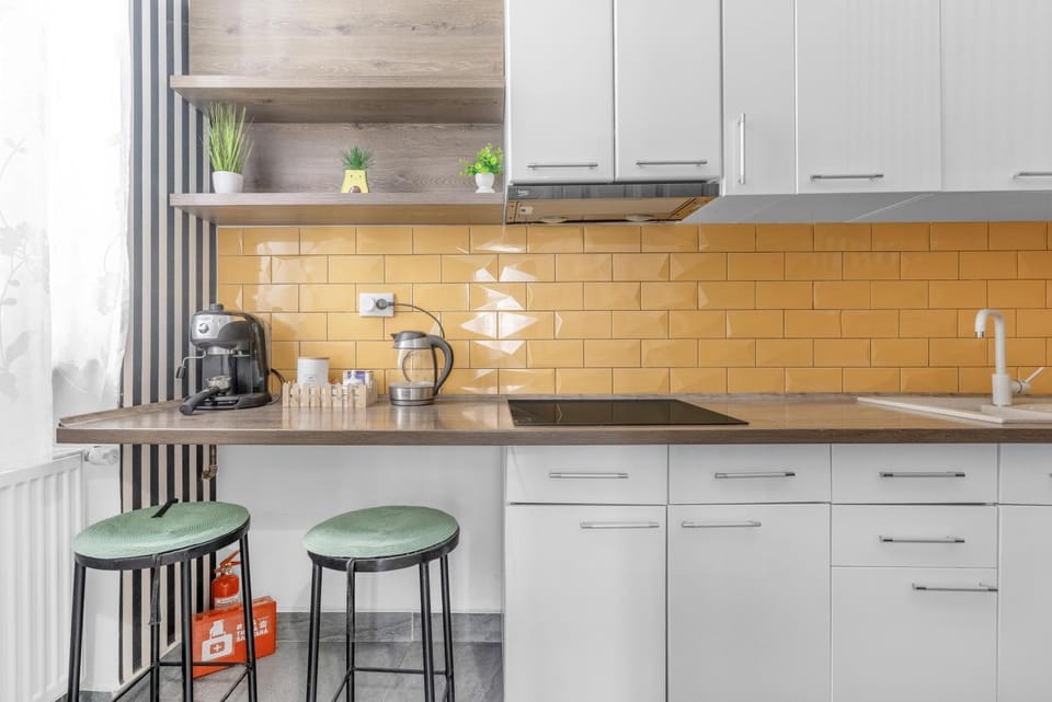 Coffee/tea facilities, Kitchen or kitchenette, minibar, pet friendly, stove, toaster