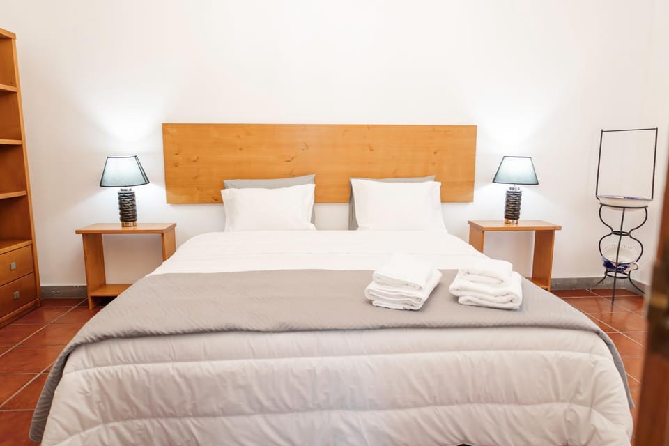 Bed, Photo of the whole room, Bedroom, towels, wardrobe
