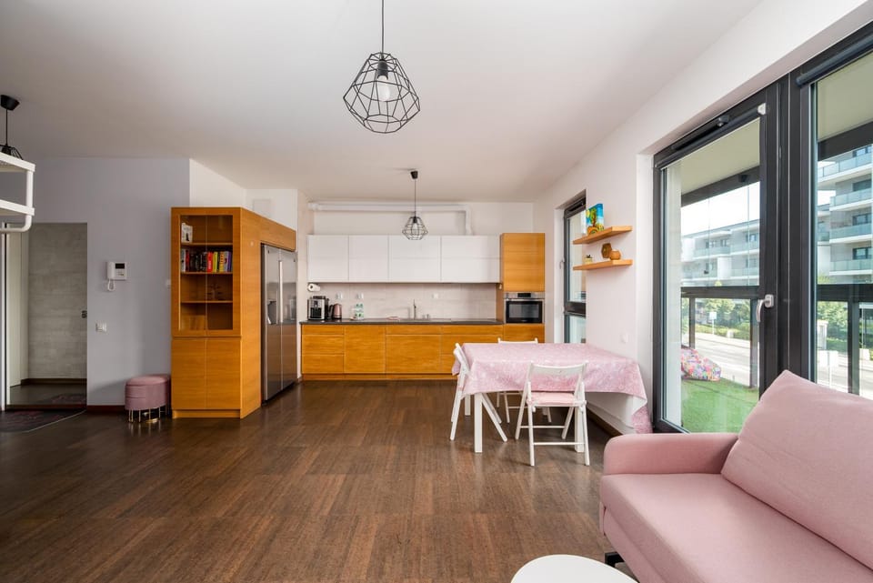 Kitchen or kitchenette, Living room, Seating area, Dining area, stove