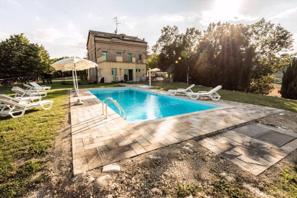 Property building, Pool view