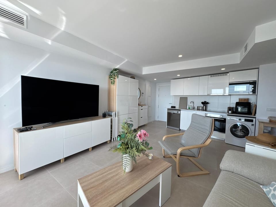 TV and multimedia, Kitchen or kitchenette, Dining area