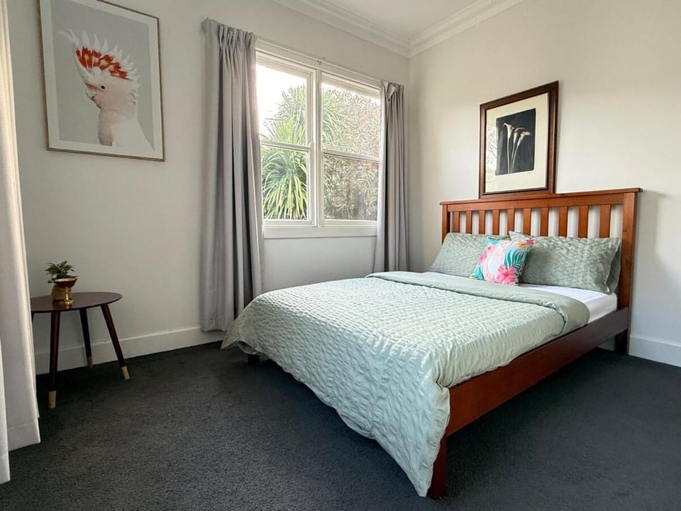 Bendigo Bliss - Cheerful & Spacious Home in Bendigo House in Bendigo